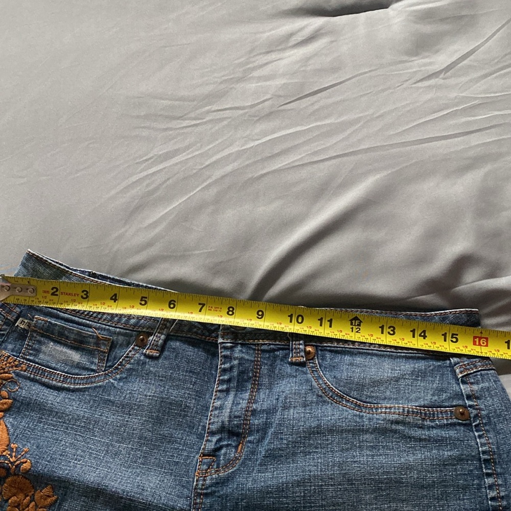 17/21 exclusive denim embroidered shorts - Picture 8 of 8
